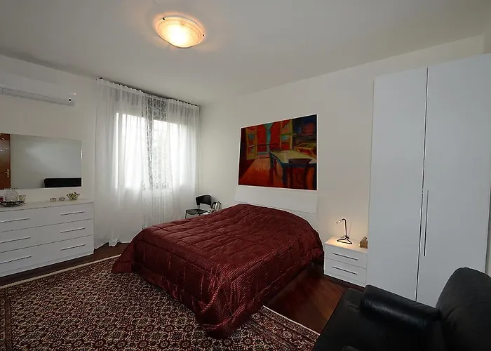 Tintoretto Bed & Breakfast *